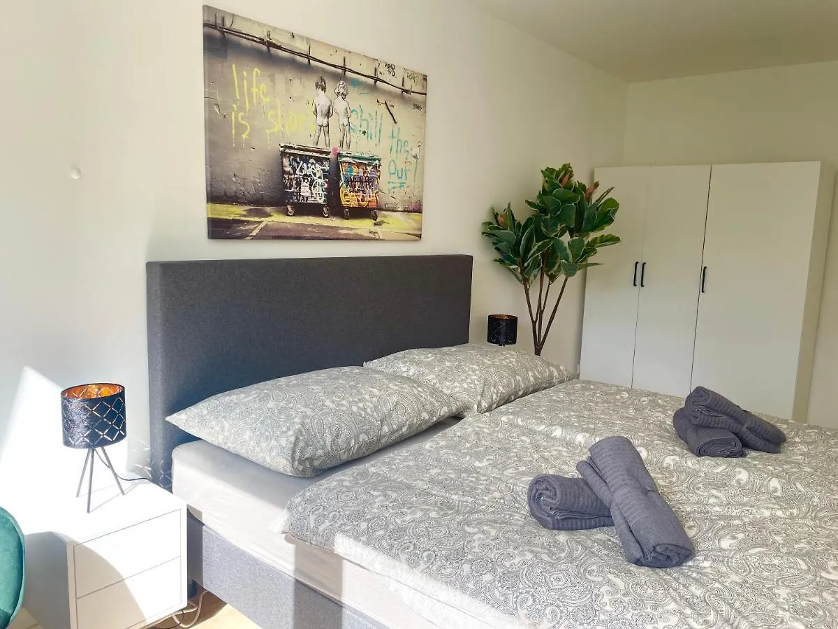 90 M2 Stylish & Modern Apartment With Netflix location
